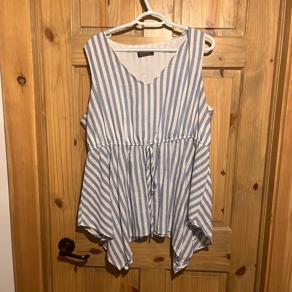 BloomChic Pinstripe Tank - Picture 1 of 2